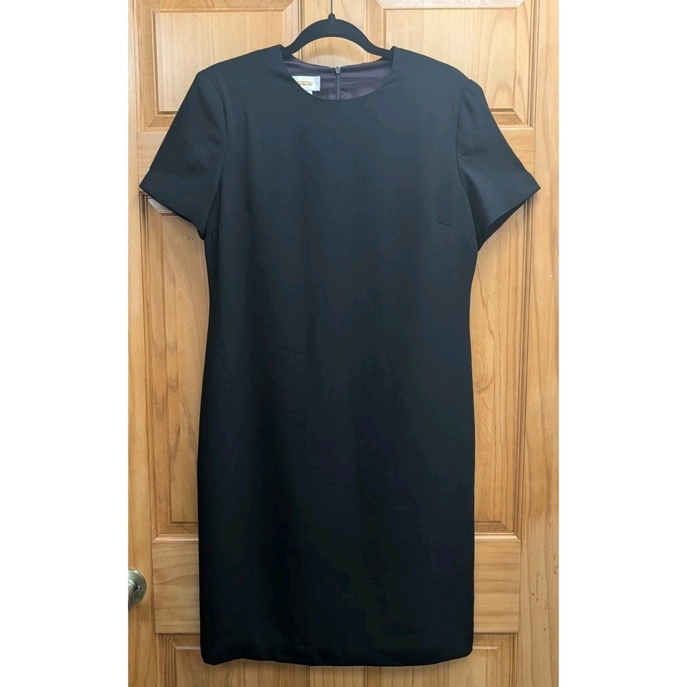 Talbots Women's Size 10 Dress Black Lined Short Sleeves Zip Dress Party Workwear